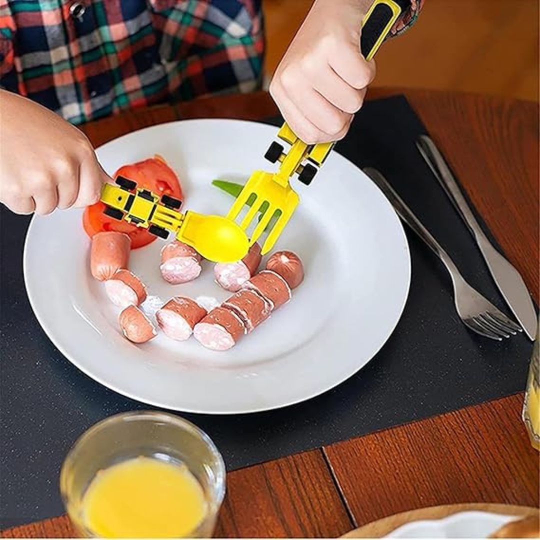 Plato infantil temático (con cubiertos)